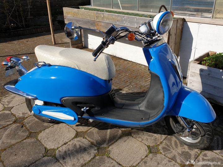 Ebretti 518 E-scooter blauw